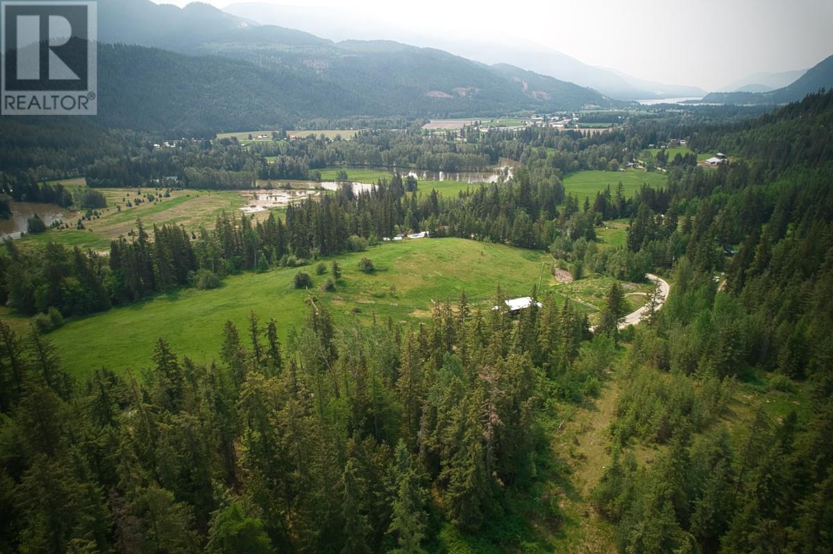 2495 Samuelson Road Sicamous