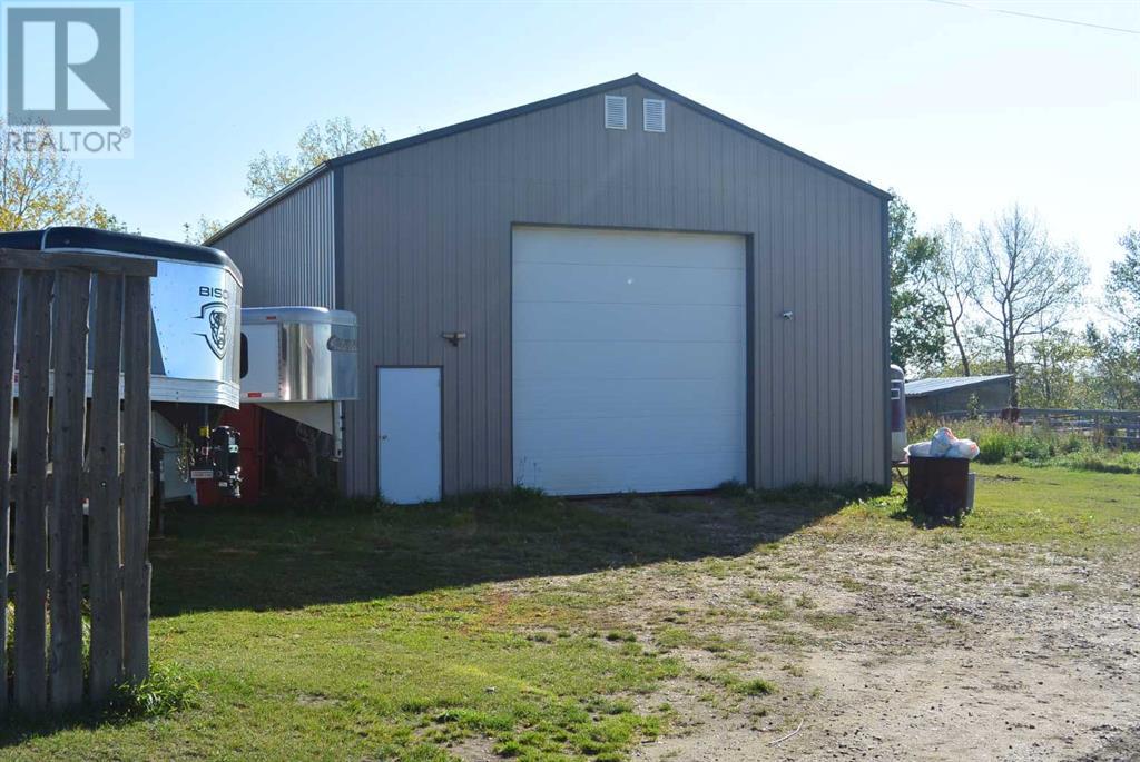 Township Road 400, Rural Lacombe County, Alberta  T4L 1X5 - Photo 14 - A2082322