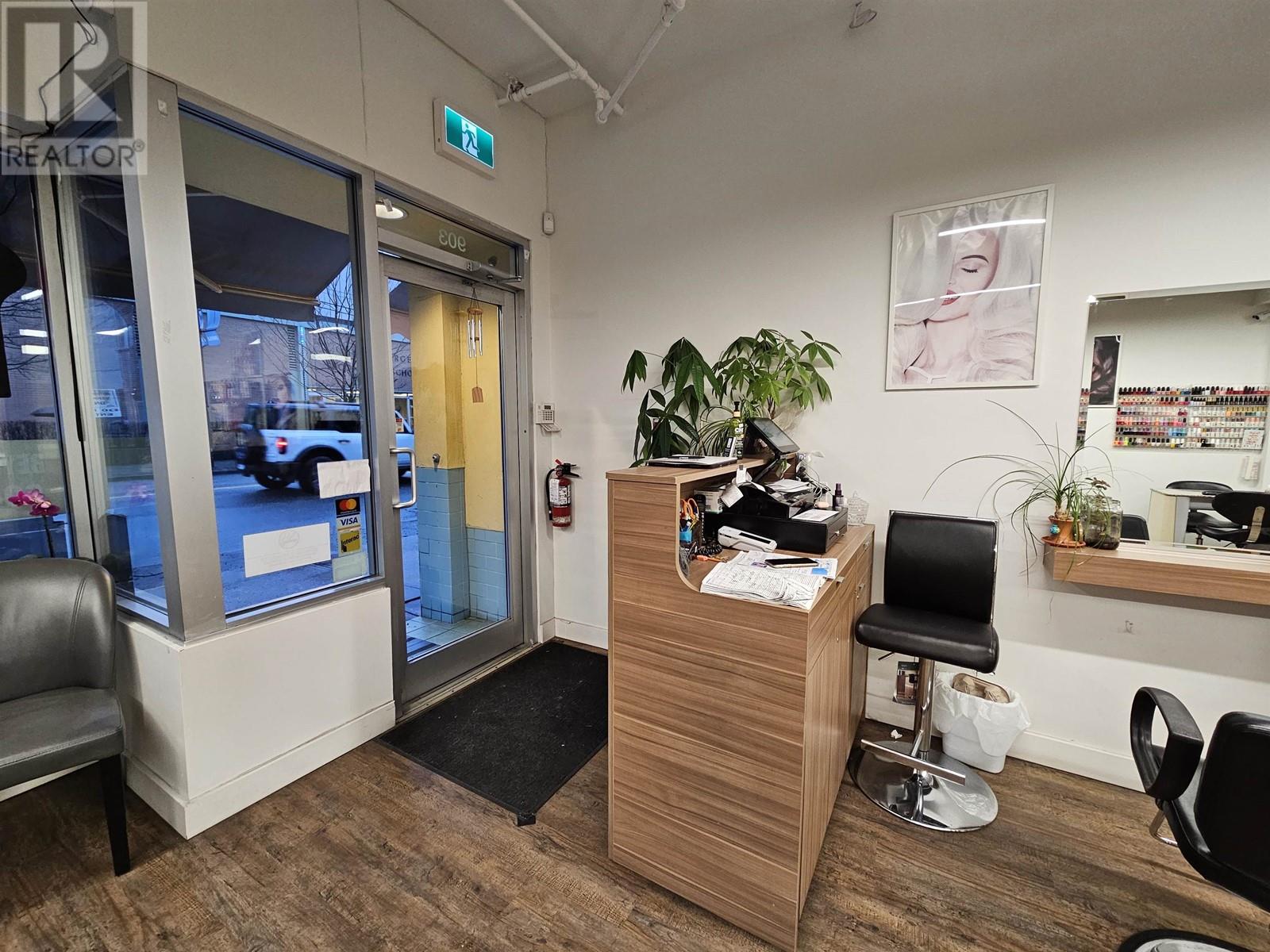 903 Denman Street, Vancouver, British Columbia  V6G 2L9 - Photo 12 - C8057065