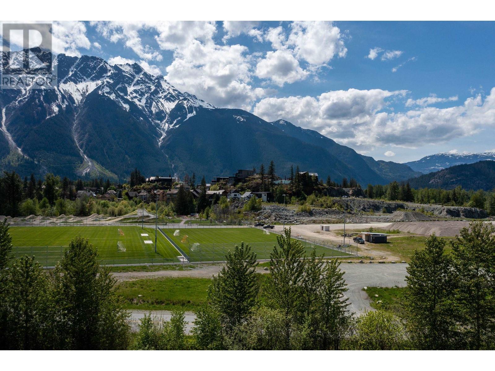 7653 Seven O'clock Drive, Pemberton, British Columbia  V0N 2L3 - Photo 13 - R2844434
