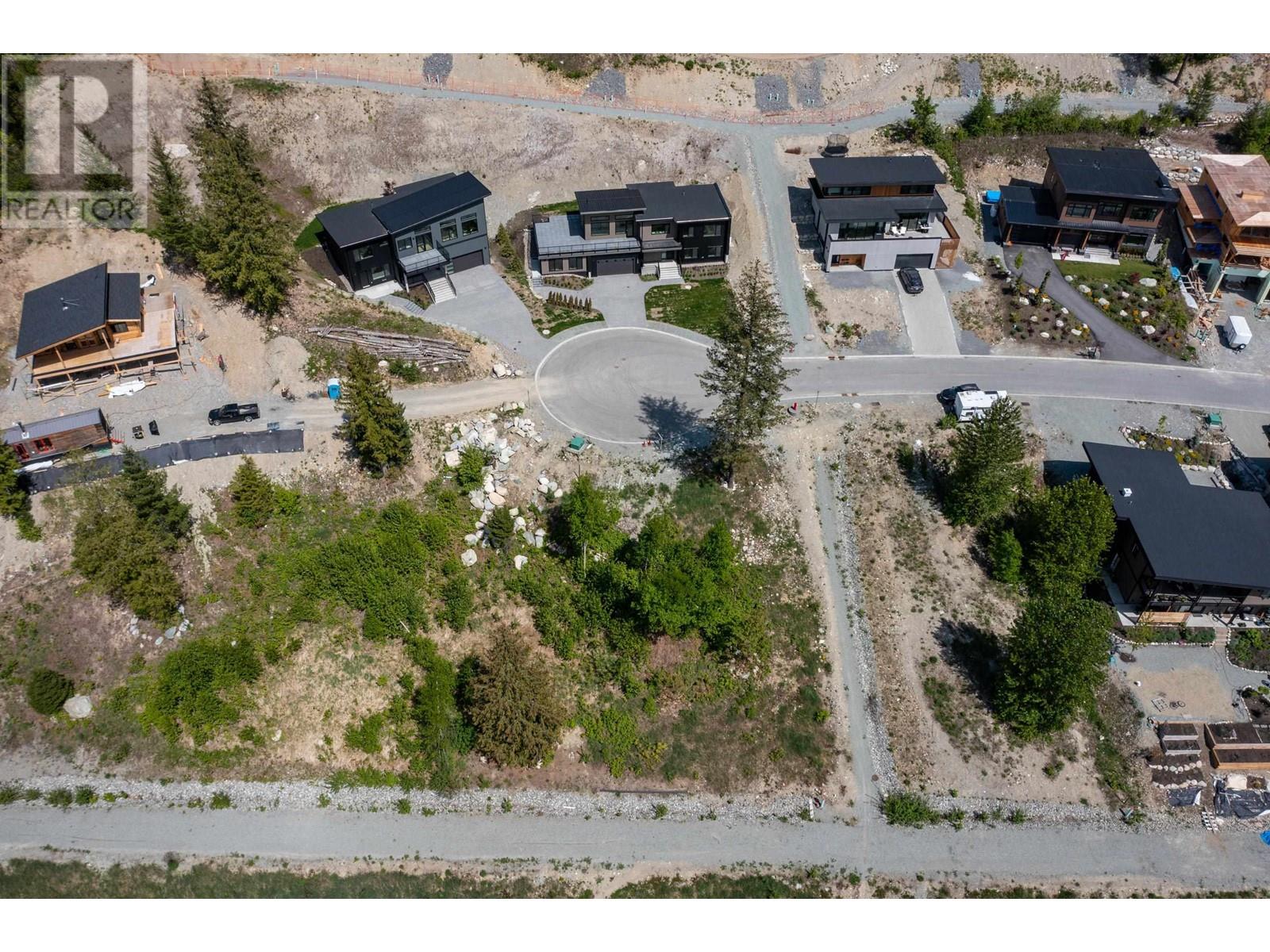7653 Seven O'clock Drive, Pemberton, British Columbia  V0N 2L3 - Photo 4 - R2844434