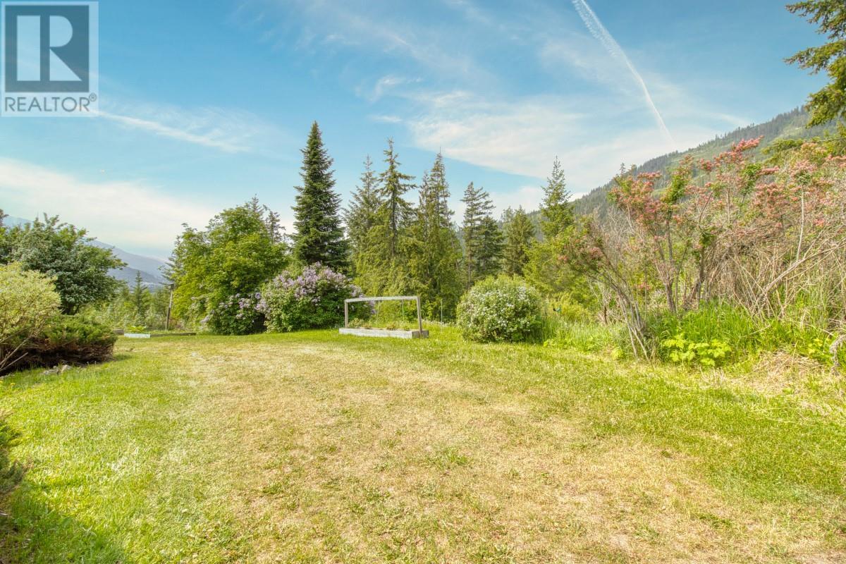 2495 Samuelson Road Sicamous Photo 16