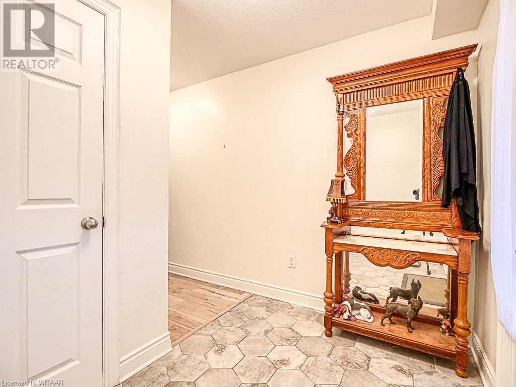 175 Ingersoll Street N Unit# 19, Ingersoll, Ontario  N5C 0B9 - Photo 6 - 40523906