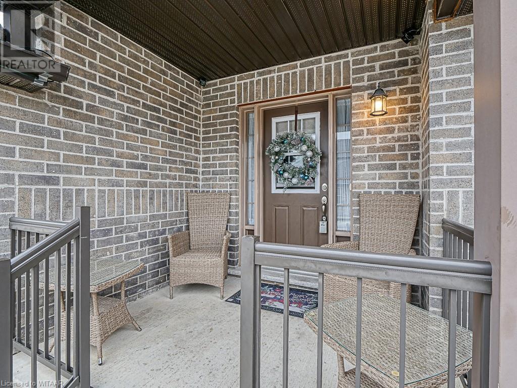 175 Ingersoll Street N Unit# 19, Ingersoll, Ontario  N5C 0B9 - Photo 2 - 40523906