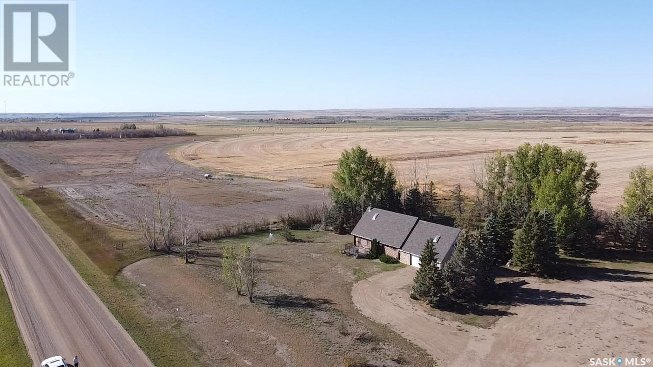 Log House Acreage, Loreburn Rm No. 254, Saskatchewan  S0H 2S0 - Photo 37 - SK938976