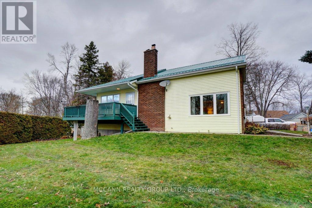 6 Ridge Ave, Ramara, Ontario  L0K 1B0 - Photo 26 - S8025308