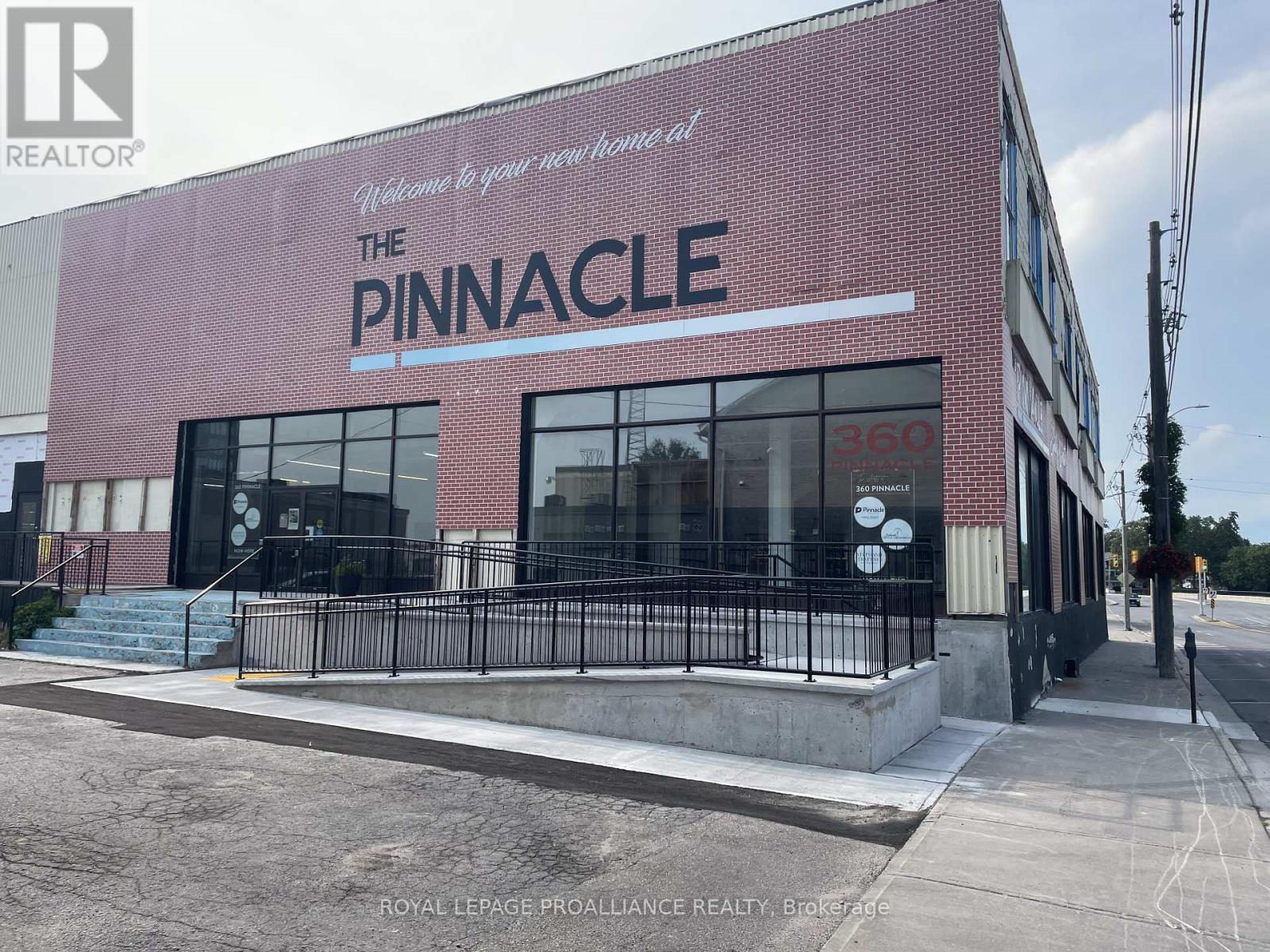 204 - 360 Pinnacle Street, Belleville, Ontario  K8N 3B4 - Photo 1 - X8025652