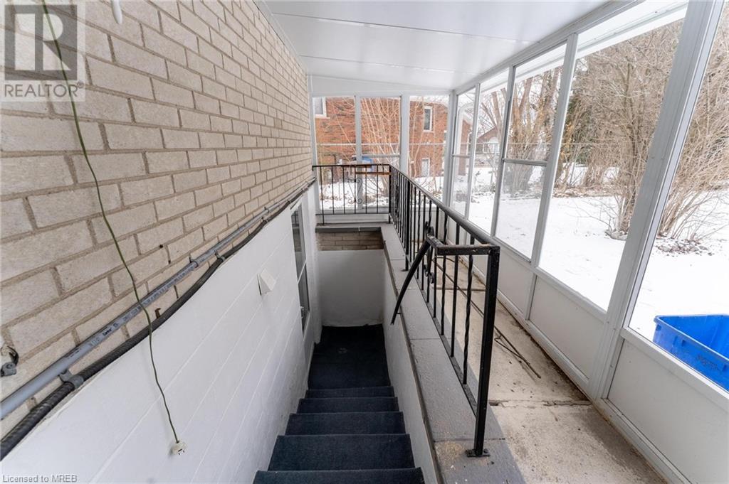 15 Joy Court Unit# Bsmt, Hamilton, Ontario  L8K 5R7 - Photo 3 - 40533797