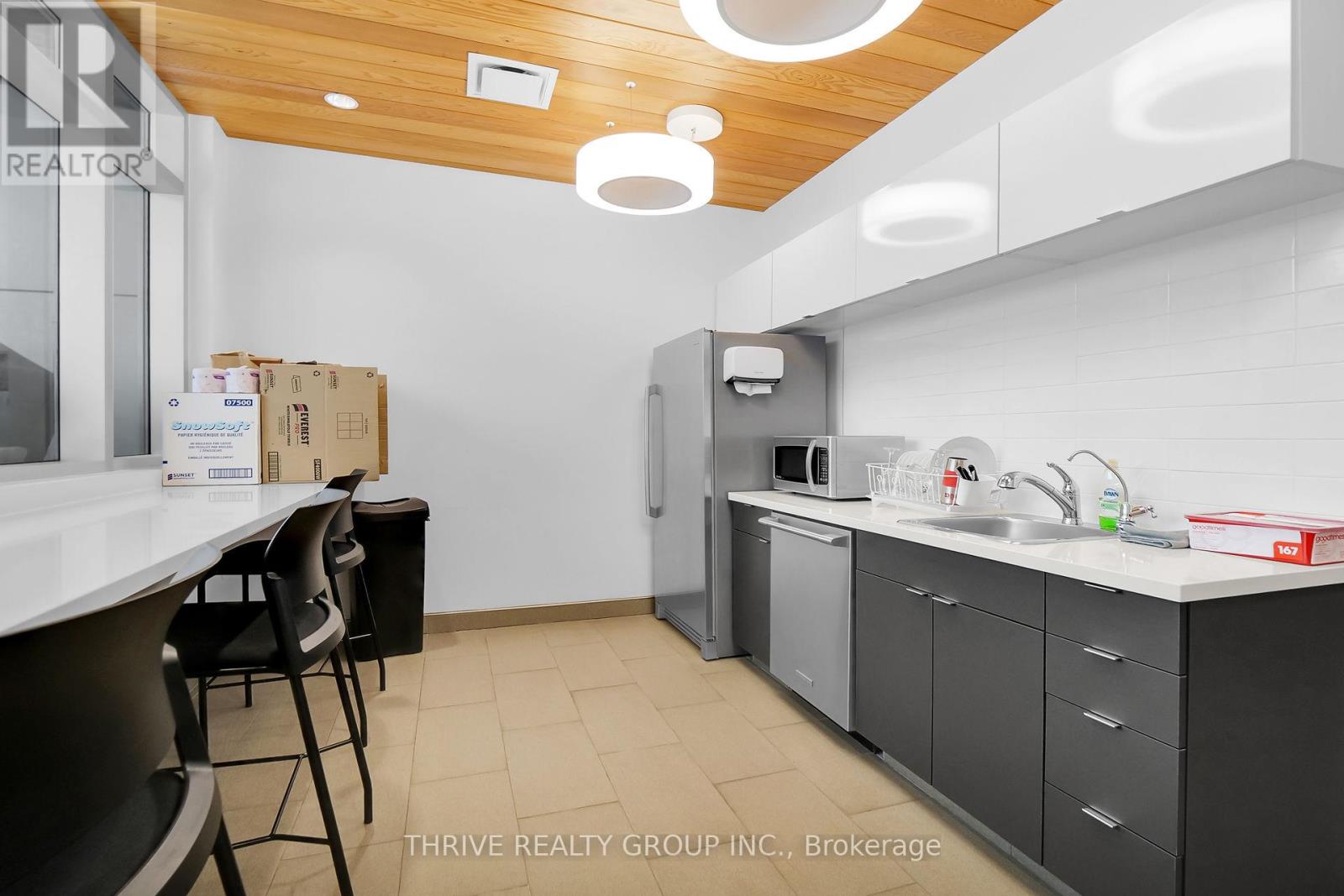 #192 -194 Dundas St, London, Ontario  N6A 1G7 - Photo 30 - X8025760