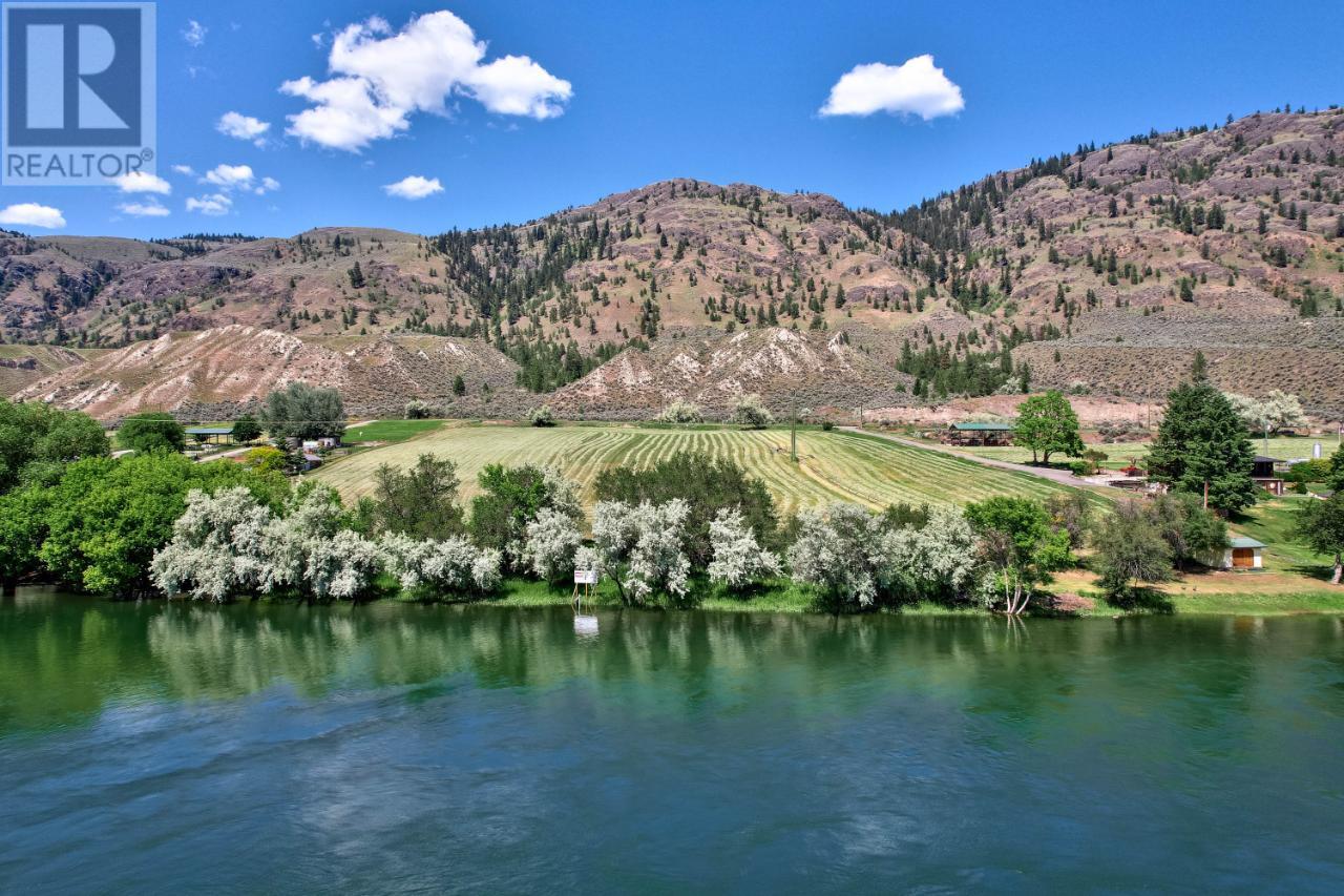 3788 Shuswap Road E, Kamloops, British Columbia  V2H 1T4 - Photo 8 - 176452