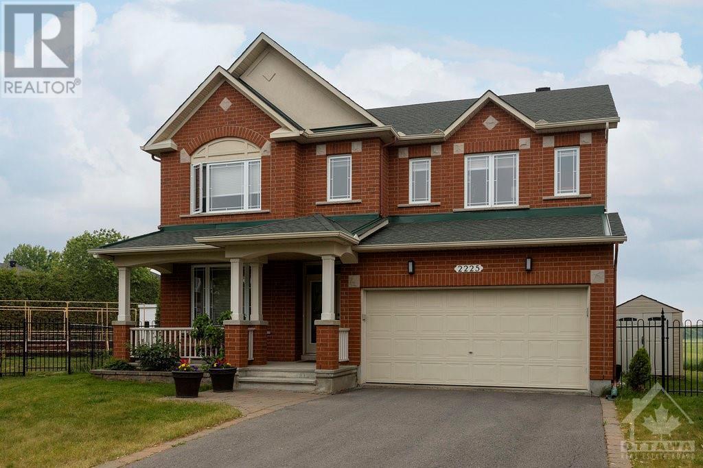 2225 SANDMAN CRESCENT, ottawa, Ontario