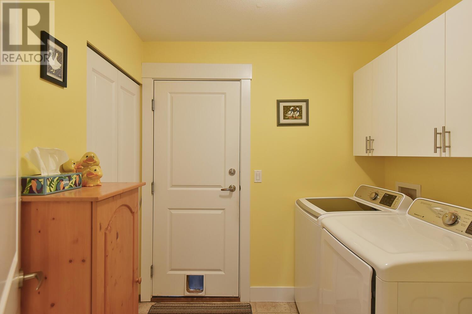 6271 Apollo Road, Sechelt, British Columbia  V7Z 0N7 - Photo 21 - R2844657