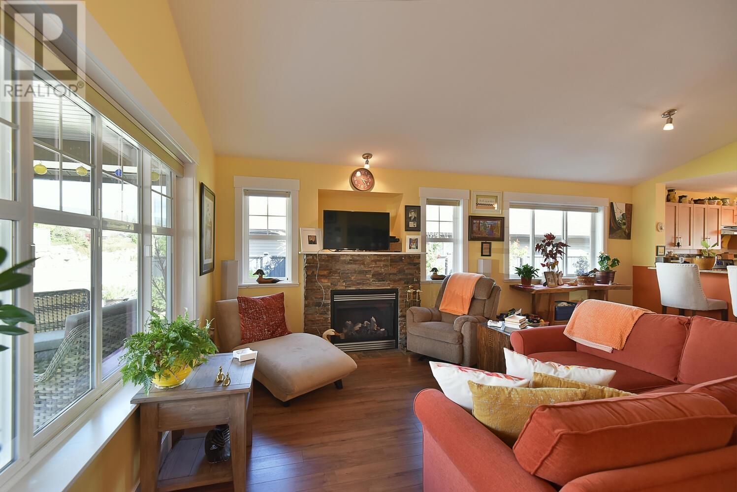 6271 Apollo Road, Sechelt, British Columbia  V7Z 0N7 - Photo 6 - R2844657
