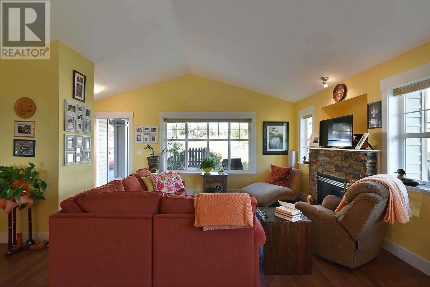 6271 Apollo Road, Sechelt, British Columbia  V7Z 0N7 - Photo 8 - R2844657