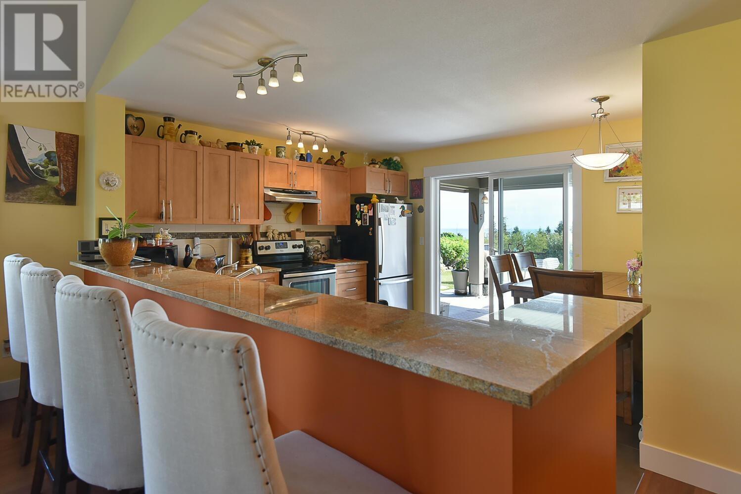 6271 Apollo Road, Sechelt, British Columbia  V7Z 0N7 - Photo 9 - R2844657