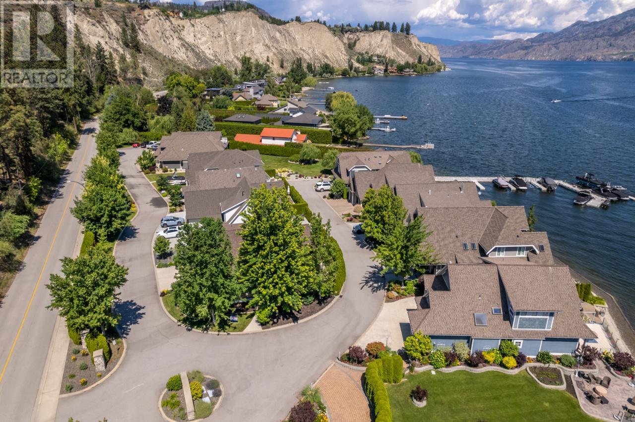 15419 LAKESHORE Drive Unit# 4 Summerland