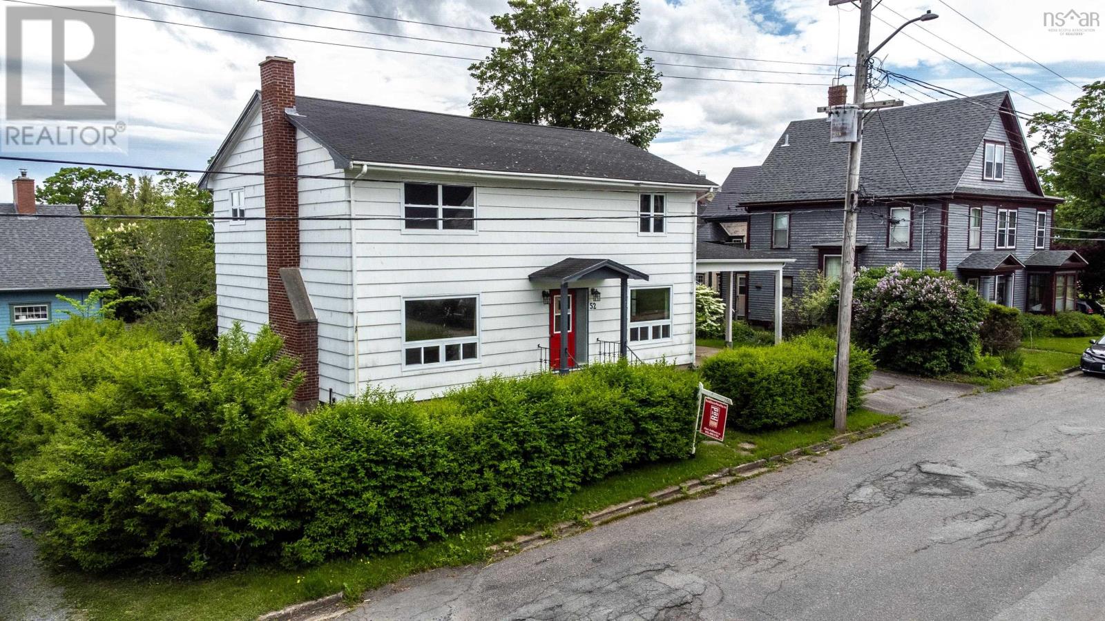 52 Fox Street, Lunenburg, Nova Scotia  B0J 2C0 - Photo 1 - 202401720