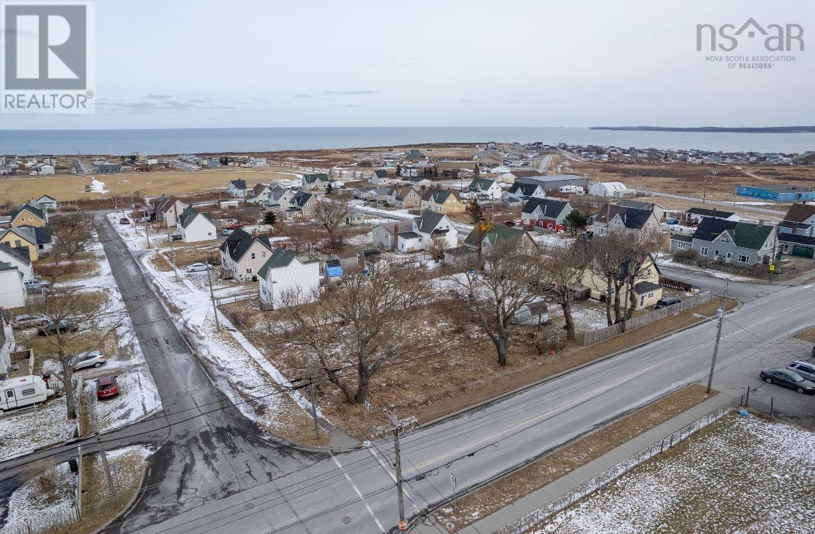 Third Street, Glace Bay, Nova Scotia  B1A 4G1 - Photo 2 - 202401763