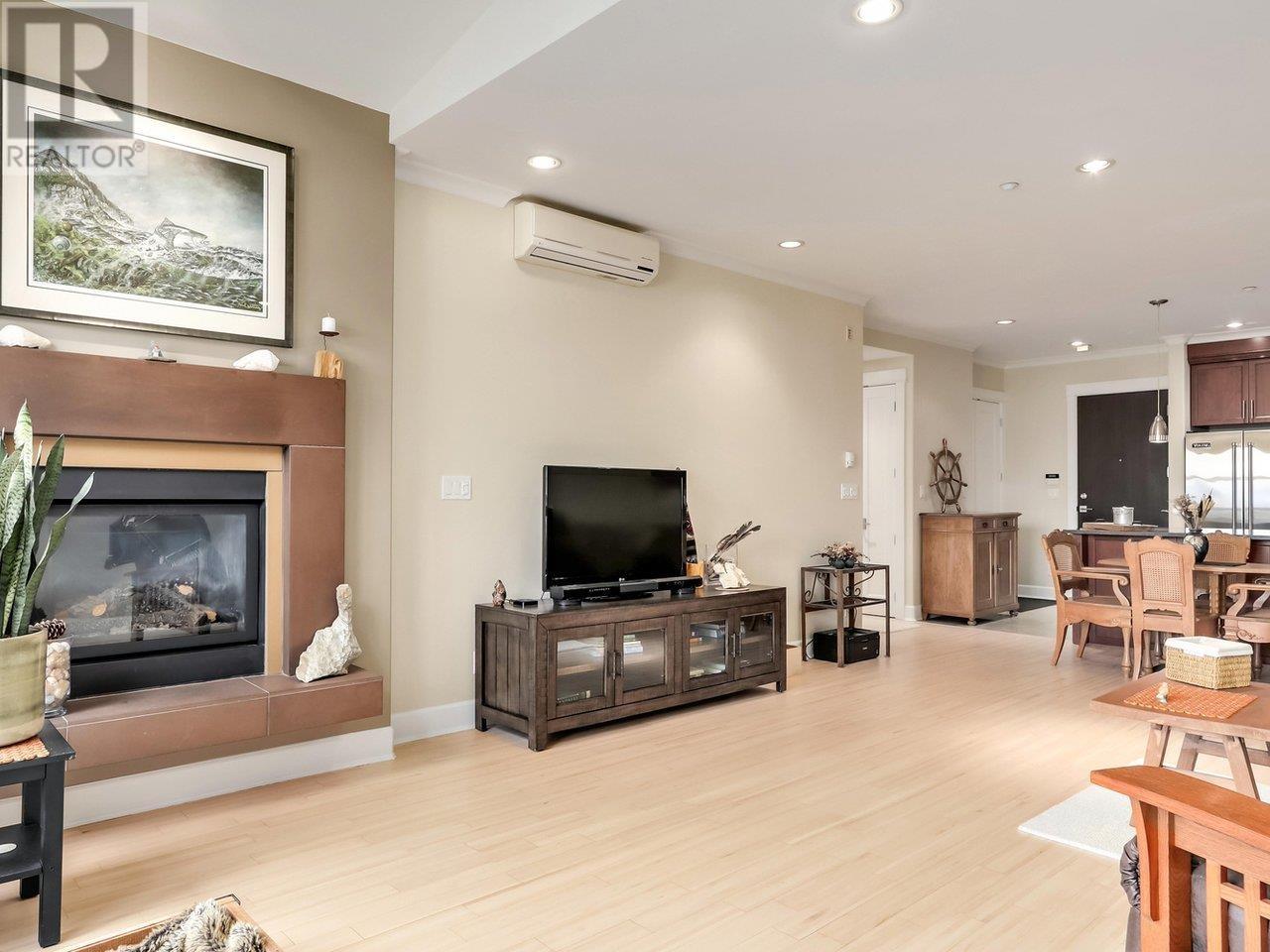 203 6688 Royal Avenue, West Vancouver, British Columbia  V7W 2B9 - Photo 9 - R2844718