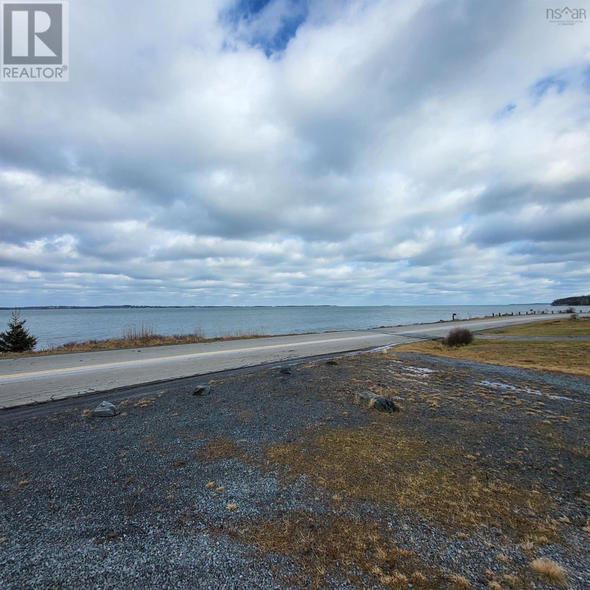 685 Feltzen South Road, Feltzen South, Nova Scotia  B0J 2X0 - Photo 5 - 202401778