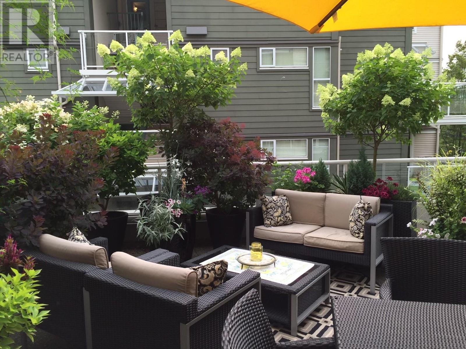 203 3480 Main Street, Vancouver, British Columbia  V5V 3N2 - Photo 1 - R2844870