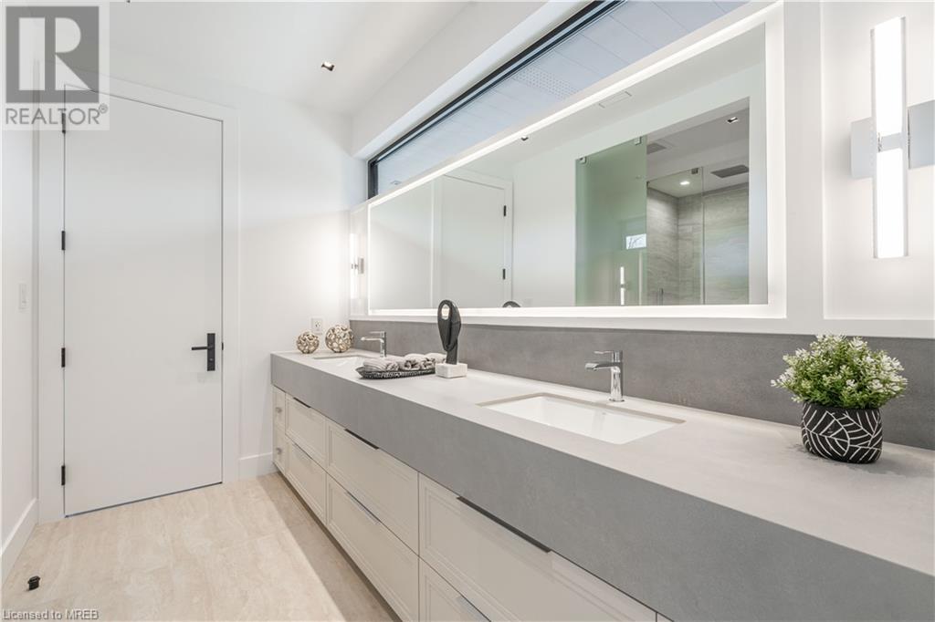 21 Tyre Avenue, Toronto, Ontario  M9A 1C7 - Photo 28 - 40533816