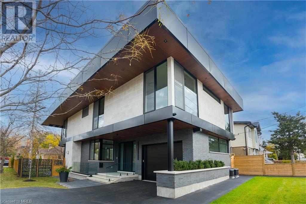 21 Tyre Avenue, Toronto, Ontario  M9A 1C7 - Photo 3 - 40533816