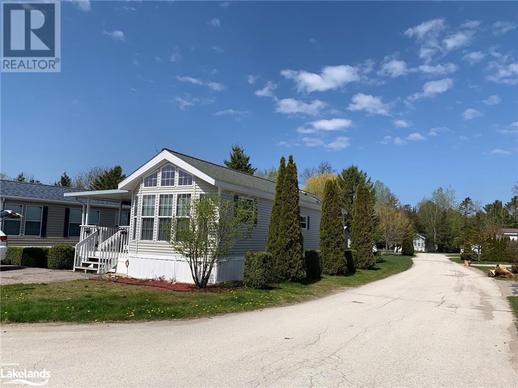 1 Huron Circle, Wasaga Beach, Ontario  L9Z 1X7 - Photo 18 - 40533815