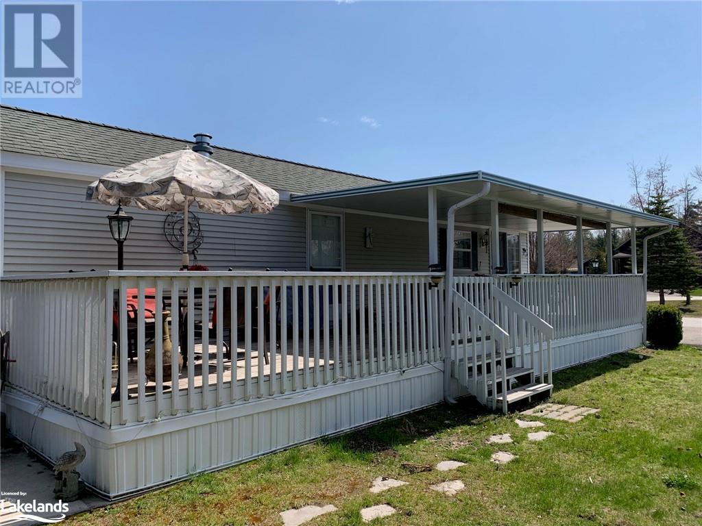 1 Huron Circle, Wasaga Beach, Ontario  L9Z 1X7 - Photo 2 - 40533815