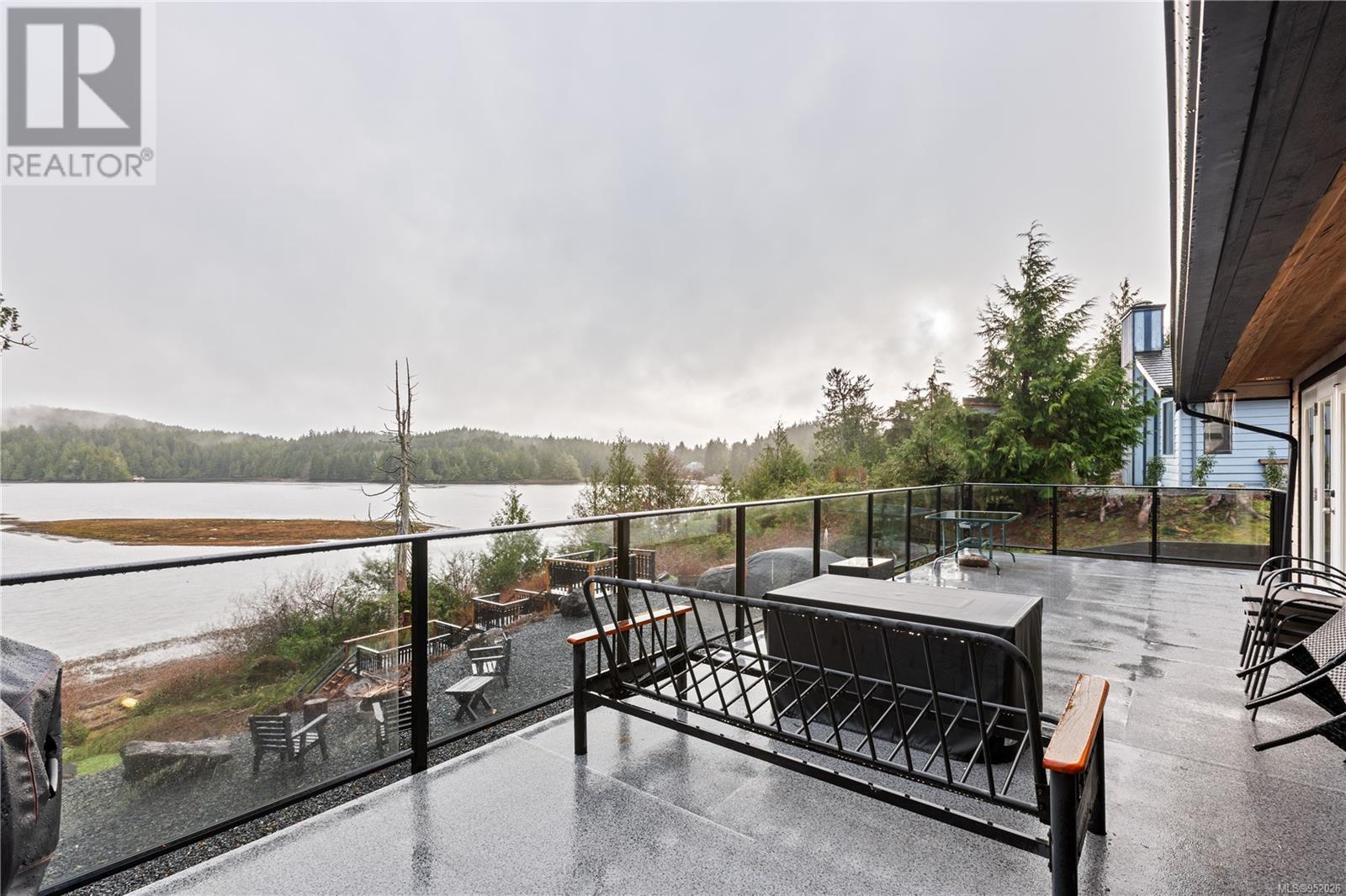 232 Albion Cres, Ucluelet, British Columbia  V0R 3A0 - Photo 38 - 952026