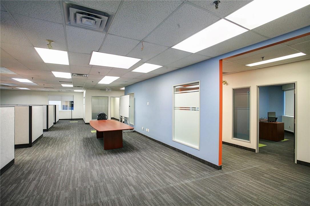 2150 Winston Park Drive, Unit #200/14, Oakville, Ontario  L6H 5W1 - Photo 9 - H4184183