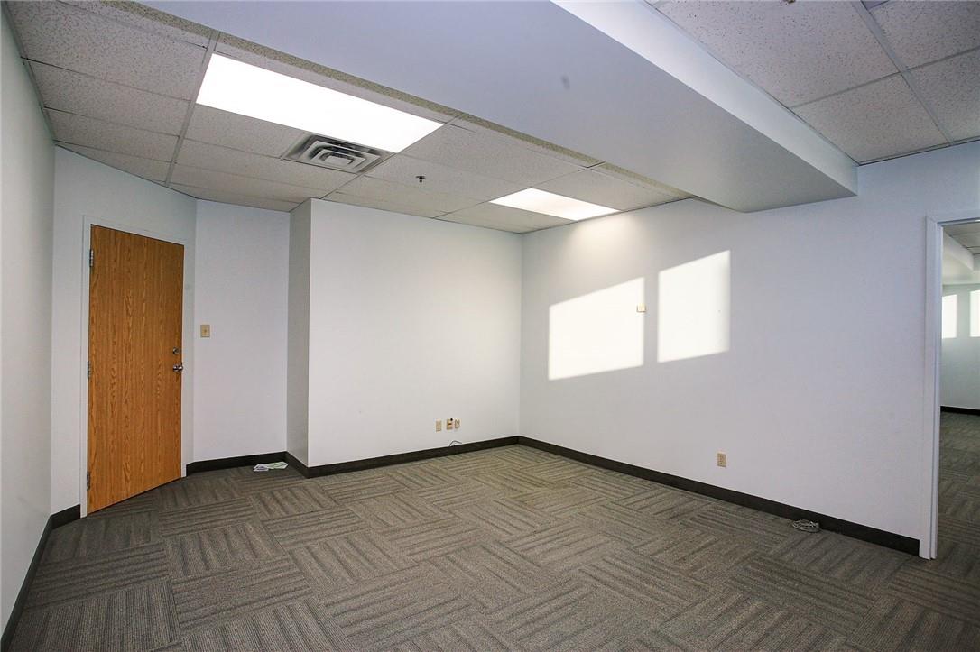 2150 Winston Park Drive, Unit #204, Oakville, Ontario  L6H 5W1 - Photo 4 - H4184185