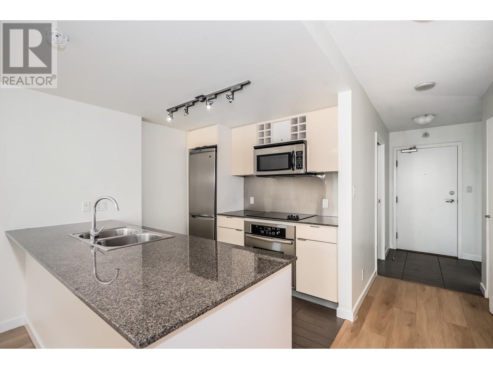 2105 788 Hamilton Street, Vancouver, British Columbia  V6B 0E9 - Photo 1 - R2844965