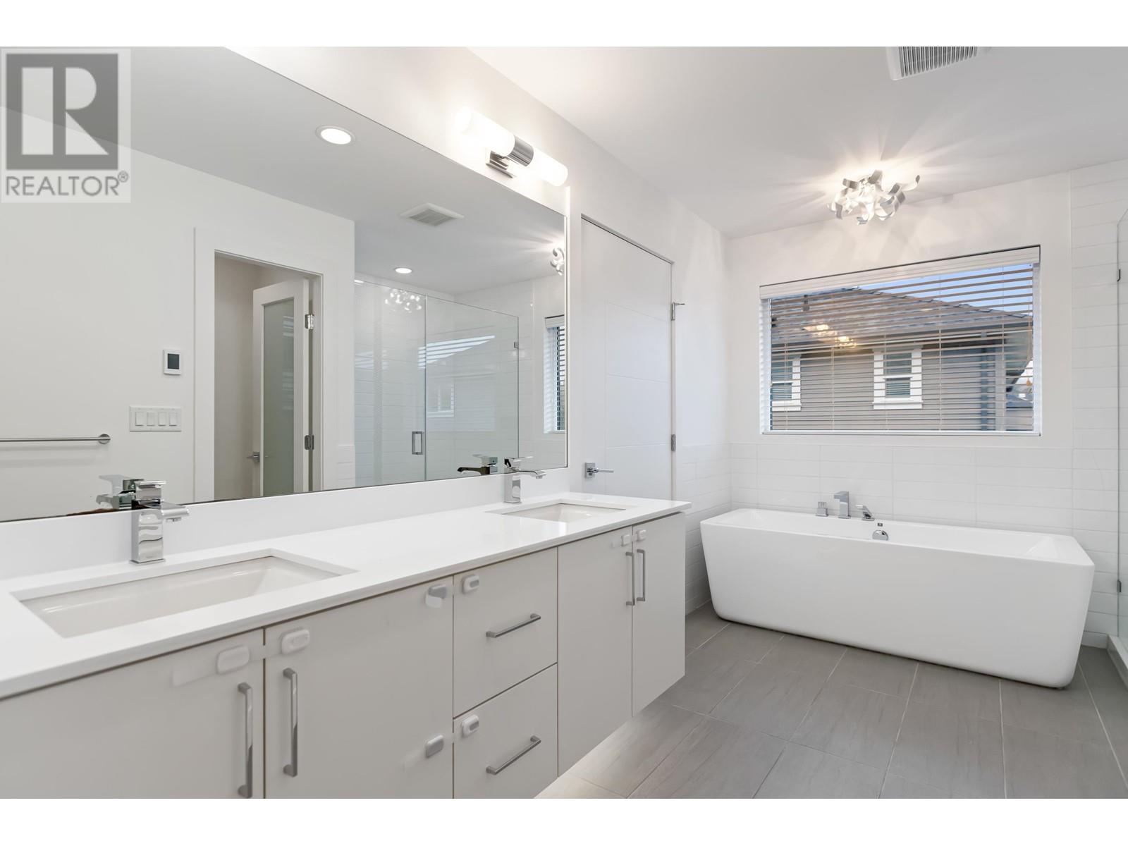 23015 136 Avenue, Maple Ridge, British Columbia  V4R 0G4 - Photo 17 - R2845081