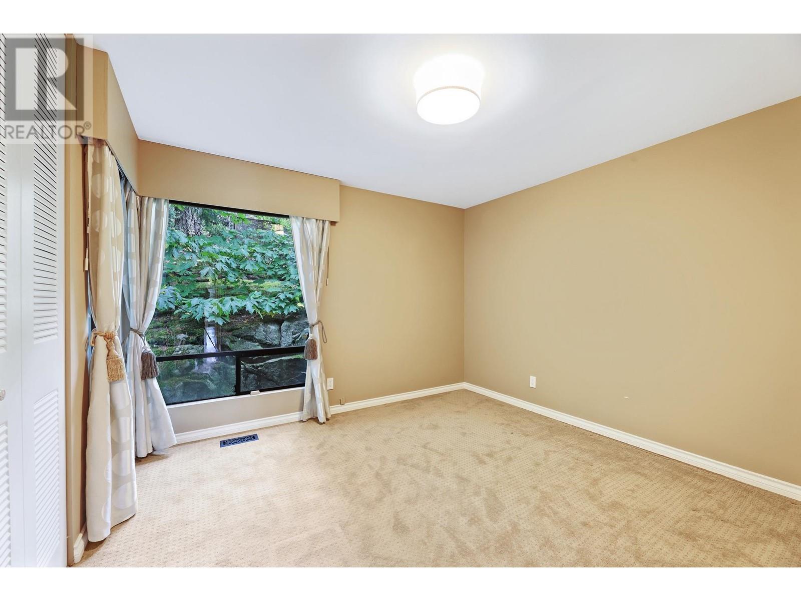 4635 Caulfeild Drive, West Vancouver, British Columbia  V7W 1E9 - Photo 19 - R2845092