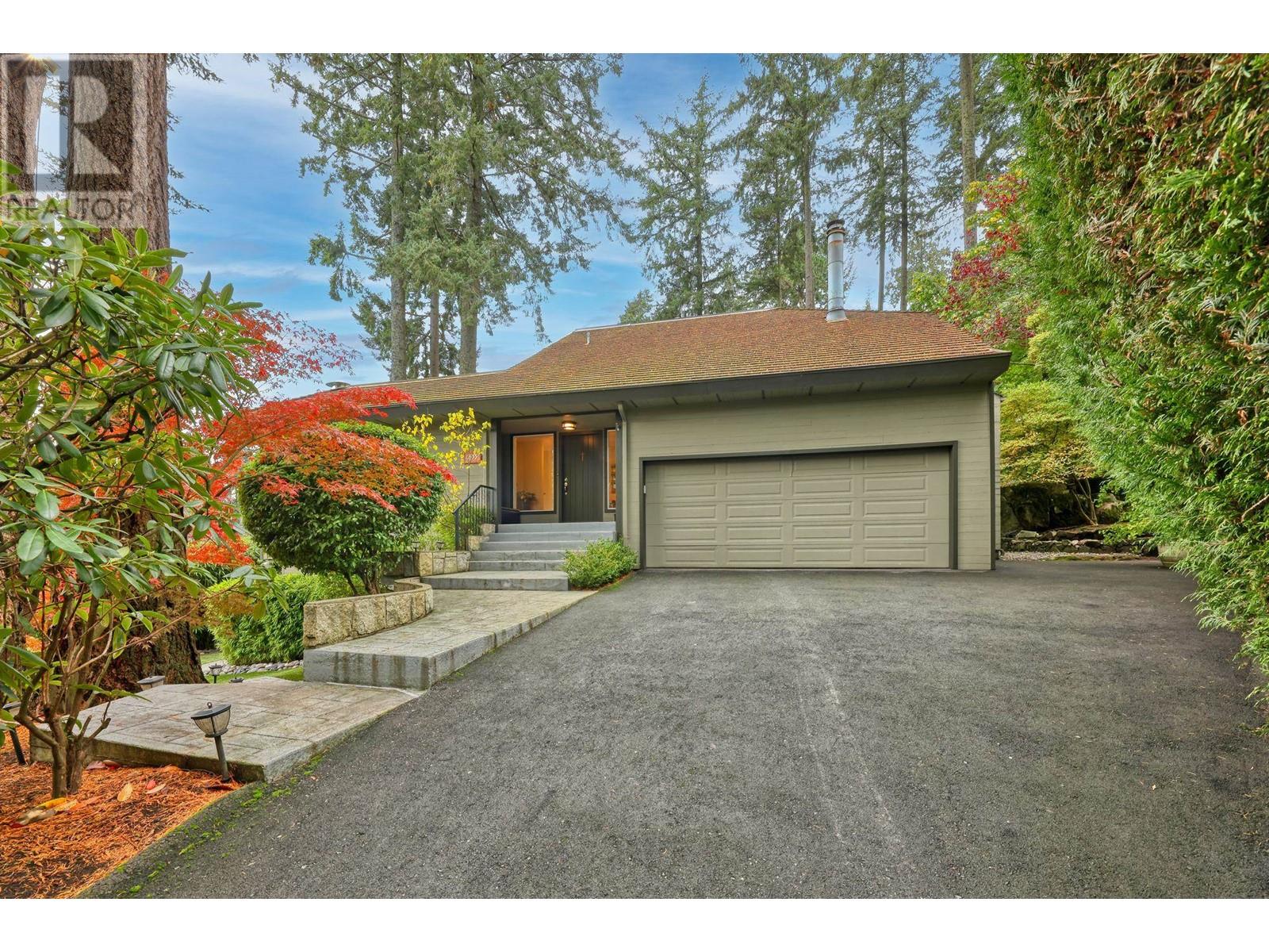 4635 Caulfeild Drive, West Vancouver, British Columbia  V7W 1E9 - Photo 2 - R2845092