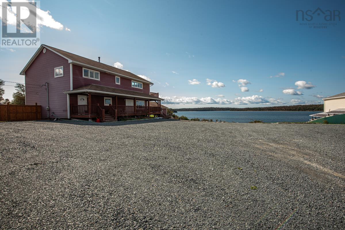 1333 Main Road, Eastern Passage, Nova Scotia  B3G 1M4 - Photo 3 - 202320423