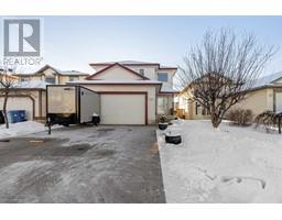 313 Diefenbaker Drive Timberlea, Fort McMurray, Ca