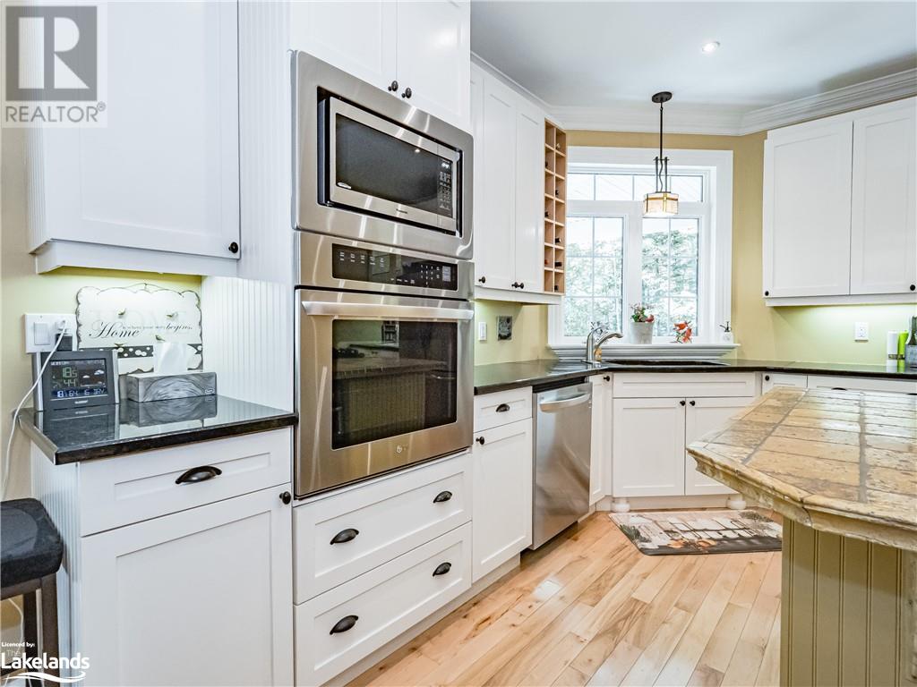 2964 Pinecone Trail, Washago, Ontario  L0K 2B0 - Photo 14 - 40534462
