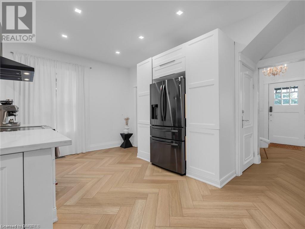 35 Balmoral Avenue S Unit# Main, Hamilton, Ontario  L8M 3J7 - Photo 3 - 40532674