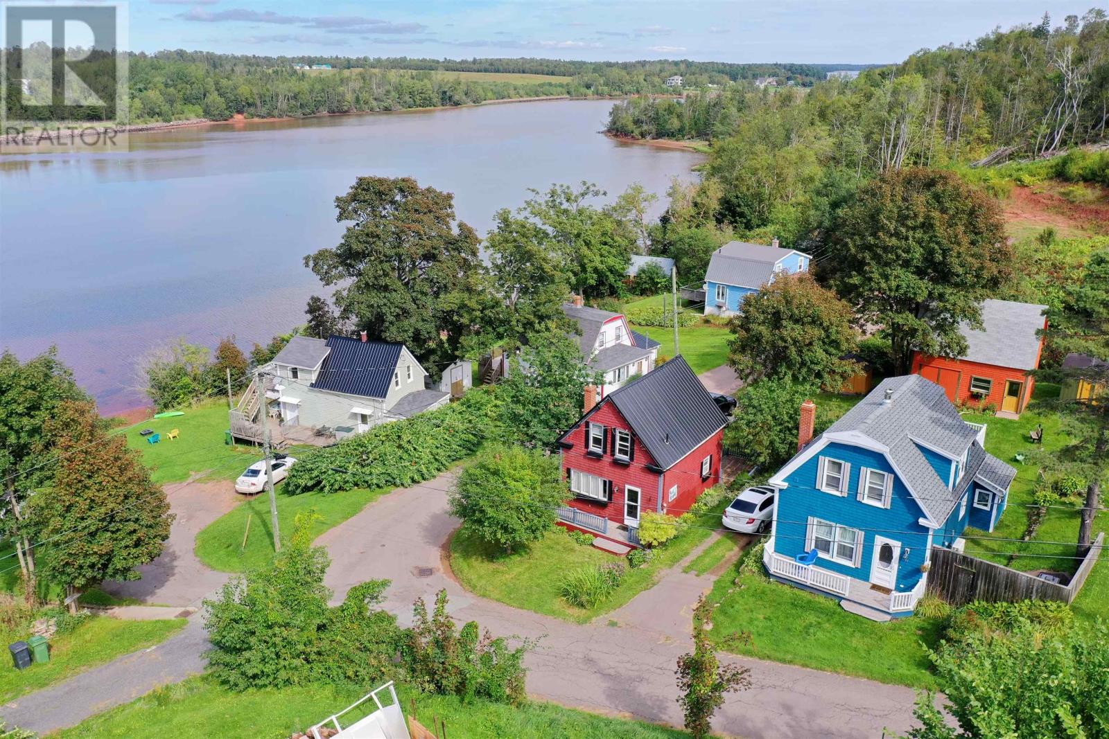 13 Locust Street, Montague, Prince Edward Island  C0A 1R0 - Photo 10 - 202319702