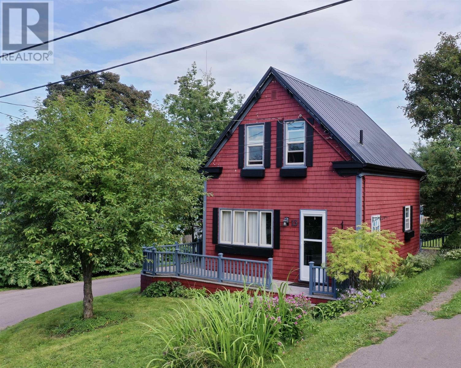 13 Locust Street, Montague, Prince Edward Island  C0A 1R0 - Photo 4 - 202319702