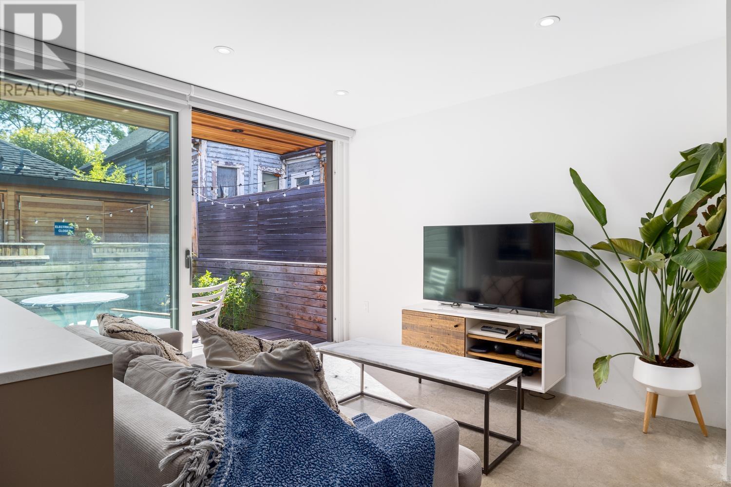 1 829 Keefer Street, Vancouver, British Columbia  V6A 1Y8 - Photo 3 - R2845220