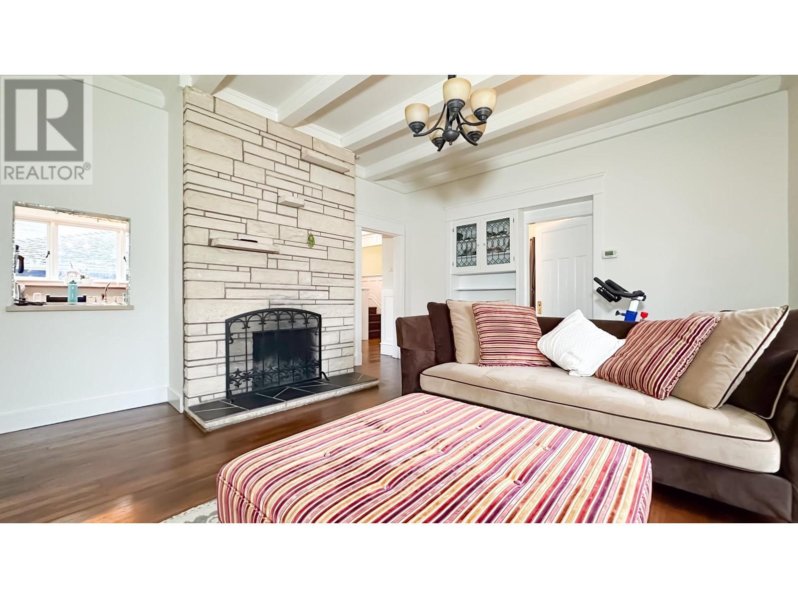 481 W 17 Avenue, Vancouver, British Columbia  V5Y 2A1 - Photo 11 - R2845194