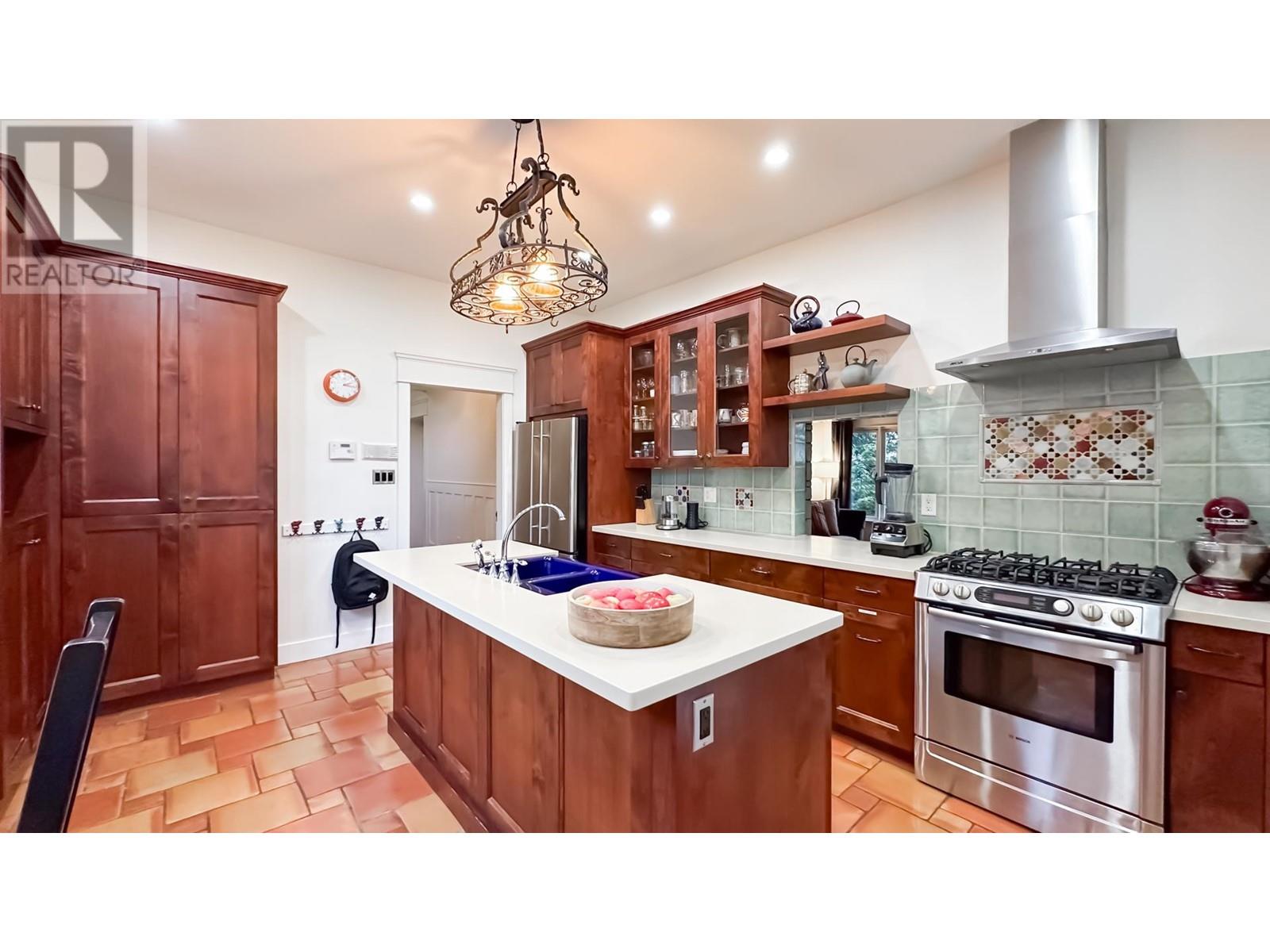 481 W 17 Avenue, Vancouver, British Columbia  V5Y 2A1 - Photo 3 - R2845194