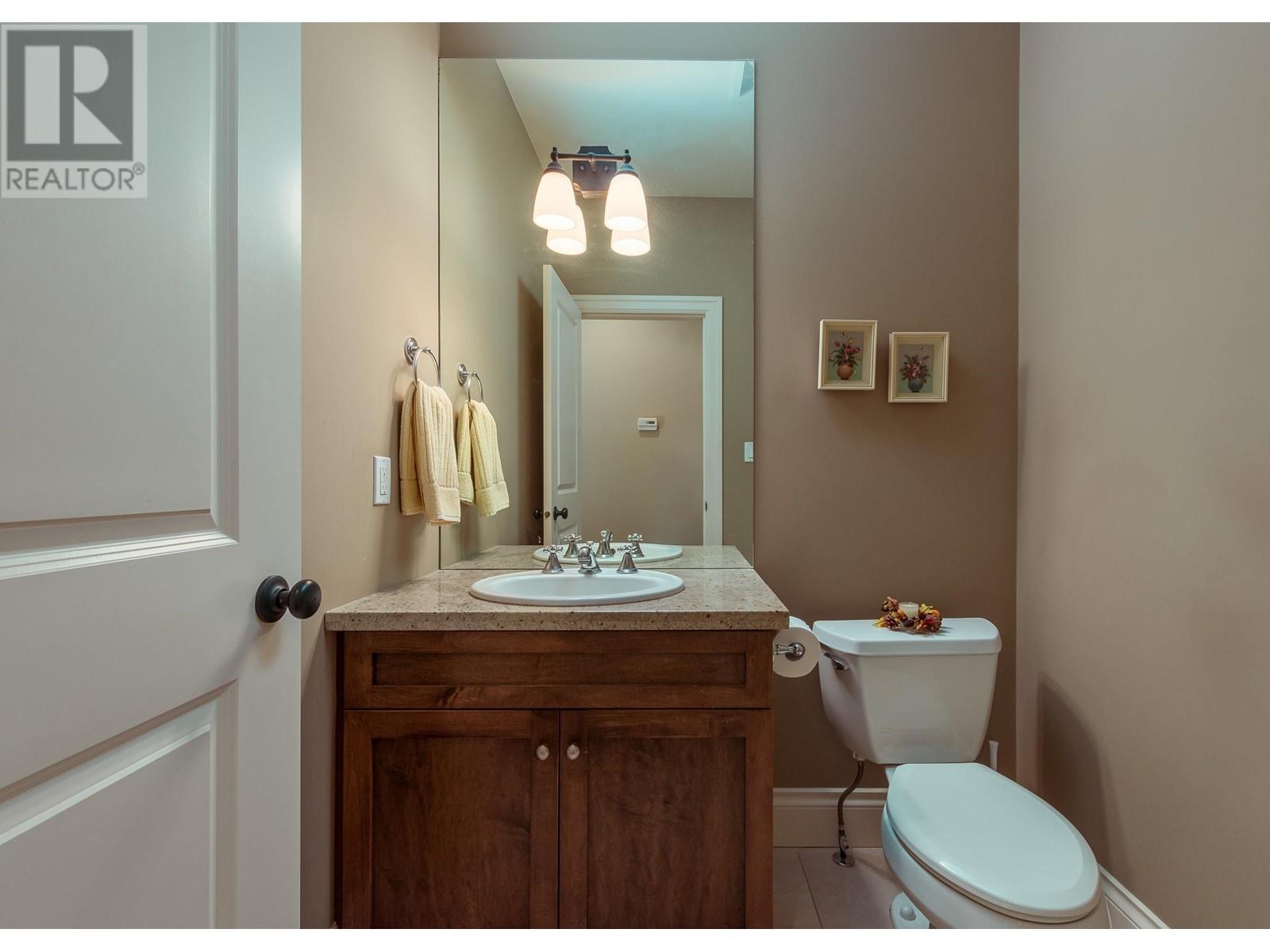 1017 Condor Place, Squamish, British Columbia  V8B 0P4 - Photo 19 - R2845217