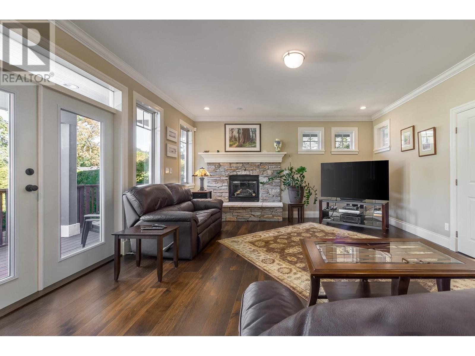 1017 Condor Place, Squamish, British Columbia  V8B 0P4 - Photo 5 - R2845217
