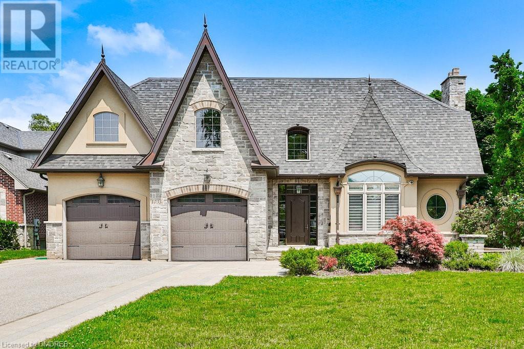 1035 Truman Avenue, Oakville, Ontario  L6H 1Y7 - Photo 2 - 40534203
