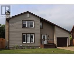 118 Farrell Cove Dickinsfield, Fort McMurray, Ca