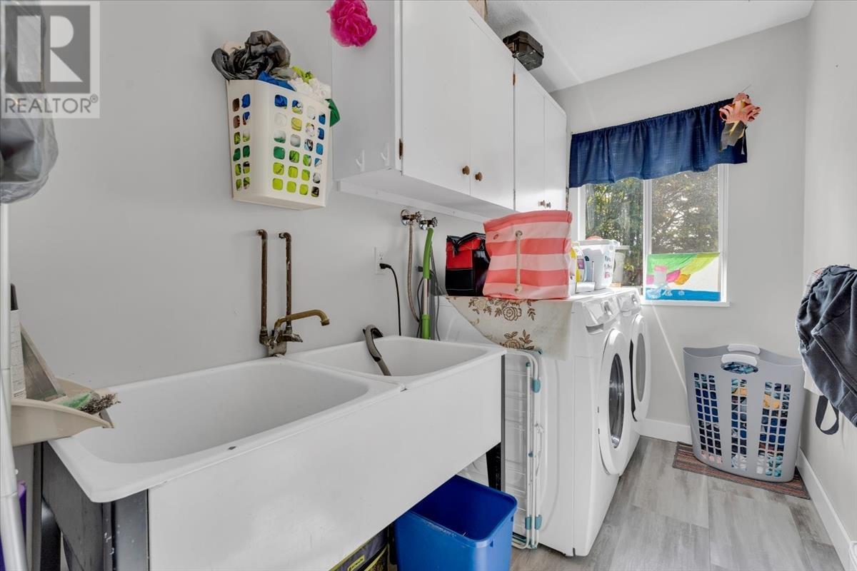24221 110 Avenue, Maple Ridge, British Columbia  V2W 1H7 - Photo 25 - R2845158
